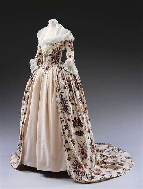 Overdress Unknown Vanda Explore The Collections Historical Dresses 18th Century Fashion