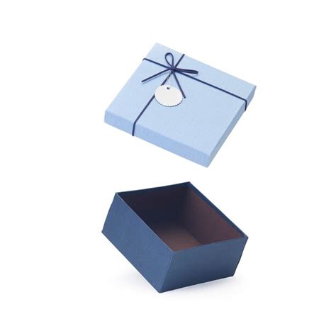 Tapas de caja de regalo de papel vacío abierto azul flotando aislado en