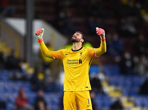 Liverpools Trust And Confidence In Alisson Becker Made Goalkeeper Sign New Deal Express And Star