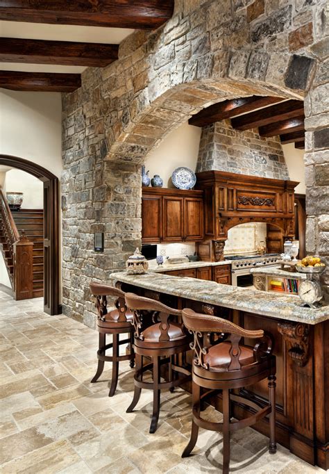 English Manor Traditional Kitchen Houston By Jauregui