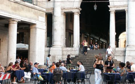 Vicenza Italy Photos And Pictures Italian Nightlife