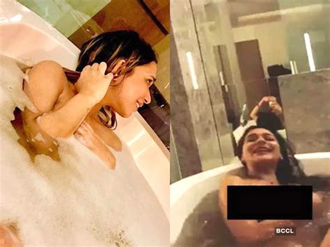 Sara Khan Nude Bathtub Video Photos Viral Sara Khans