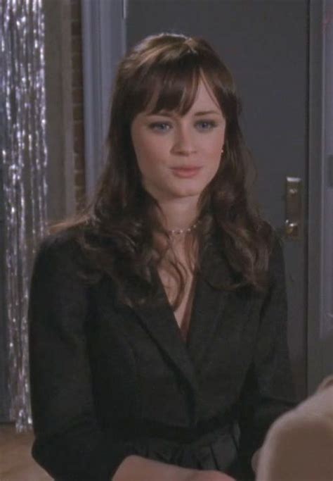 Sure, paris's wealthy yet lonely just like some episodes of gilmore girls show the beauty of autumn, there are some episodes from most seasons that focus on this interesting friendship. Gilmore Girls Season 7 | Gilmore girls, Gilmore girls ...