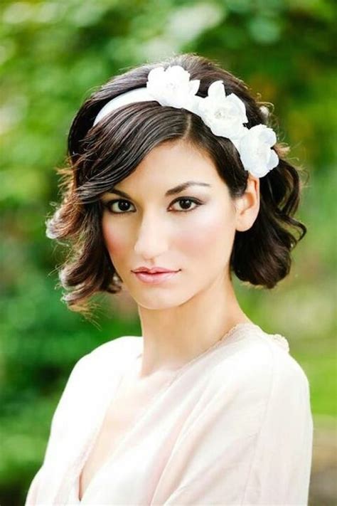 12 Short Wedding Hairstyles For Brides Pretty Short Wedding Hair Ideas