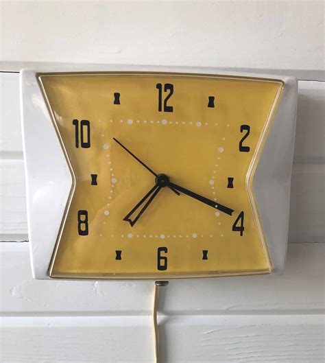 Vintage Late 1950s Westclox Zest Electric Wall Clock S8 C Clock