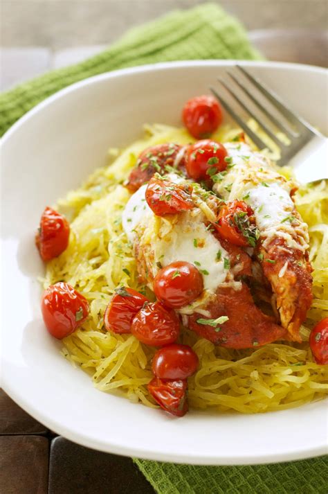 A healthy, comforting, low carb meal! Slow Cooker Chicken Parmesan with Spaghetti Squash and ...