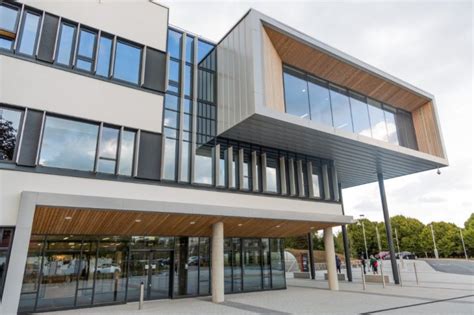 Access To University Of Gloucestershire Oxstalls Gloucester Business