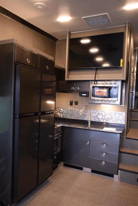 The momentum fifth wheel toy hauler is the point where absolute luxury meets mobile garage! 2020 ATC 40' ALL ALUMINUM 5TH WHEEL TOY HAULER | Custom ...