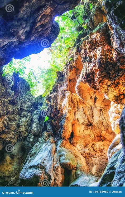 Arwah Cave Sohra Meghalaya India Stock Photo Image Of Meghalaya