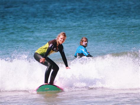 CLIFF Surf Camp - Best surf lessons for beginners and intermediates