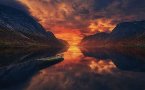 Summer Sunset Lake Mountain Boat Water Reflection Landscape
