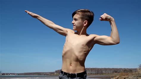 Amazing Kid Bodybuilder Flexing At Lake And Showing His Progress Part