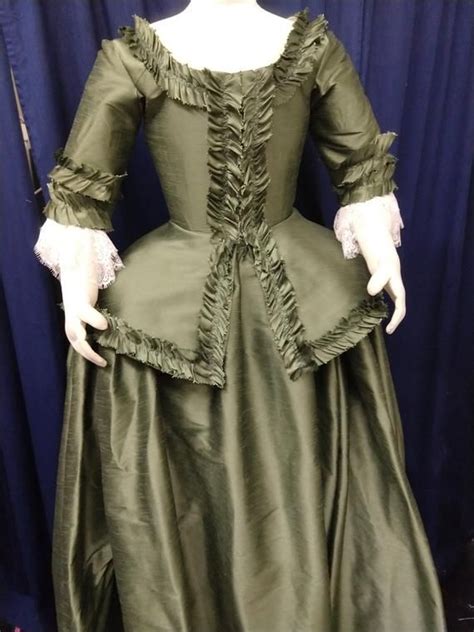 Caraco Jacket And Skirt 18th Century Etsy 18th Century Clothing
