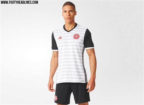 Dänemark will gegen russland letzte chance aufs achtelfinale nutzen. Dänemark EM 2016 Auswärts-Trikot veröffentlicht - Nur Fussball