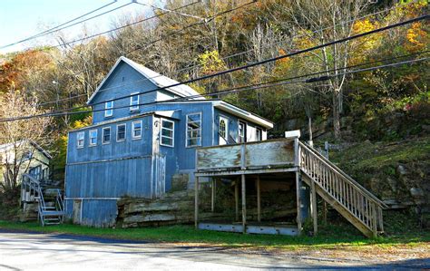 Must-See Home in Upstate NY: $39,900 for gorgeous marina view in