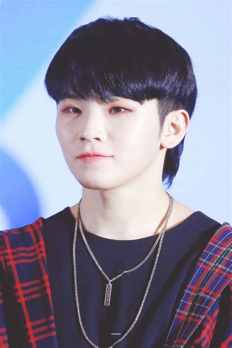 See more ideas about seventeen, woozi, wonwoo. 「Seventeen Woozi」おしゃれまとめの人気アイデア｜Pinterest｜Seventeen | 本命