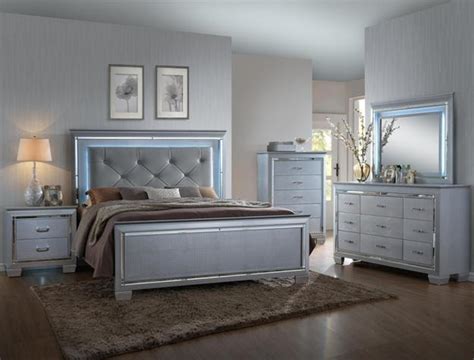 Whatever you need for your bedroom, from a brand new bed to a stylish dresser, a study nightstand. Discount Bedroom Set - Mattress & Furniture Liquidation