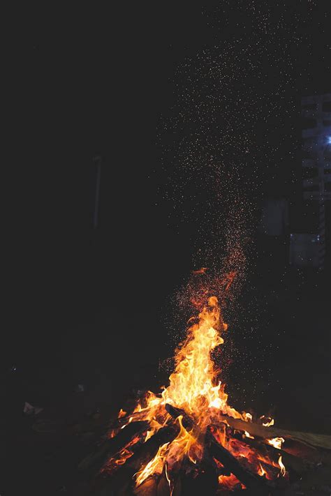 Fire Bonfire Night Dark Sparks Hd Phone Wallpaper Pxfuel