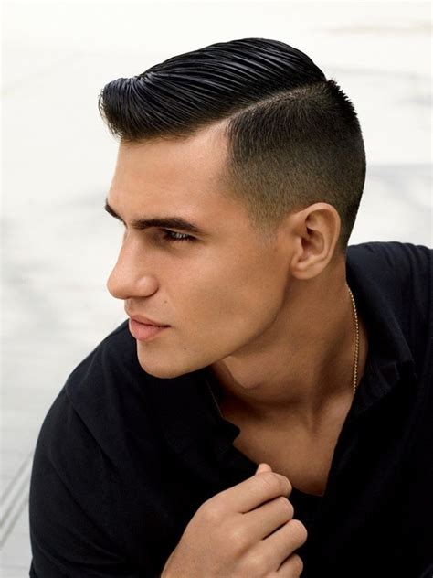 This raucous style has many modern modifications that render it aesthetically pleasing to. 60 Cool Summer Hairstyles For Men in 2021 - Fashion Hombre