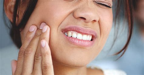 You can jump straight to our infographic on how to stop grinding teeth at night. Toothaches at Night: Treatment, Home Remedies, and Causes