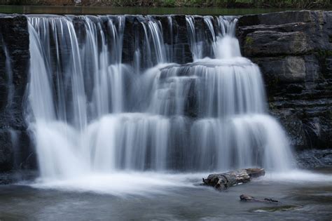7 Unbelievable Arkansas Waterfalls, No Hiking Required