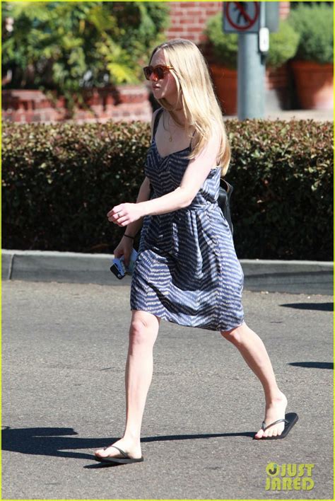 Photo Amanda Seyfried Runs Errands 14 Photo 2690065 Just Jared Entertainment News