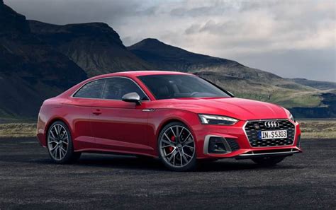 Audi denotes the performance levels of its cars with the letters a, s, and rs, with the latter pair for 2021, audi makes the smallest of changes to the s5 coupe and convertible. 2022 Audi S5: New Audi S5 Luxury Sportback Redesign and ...