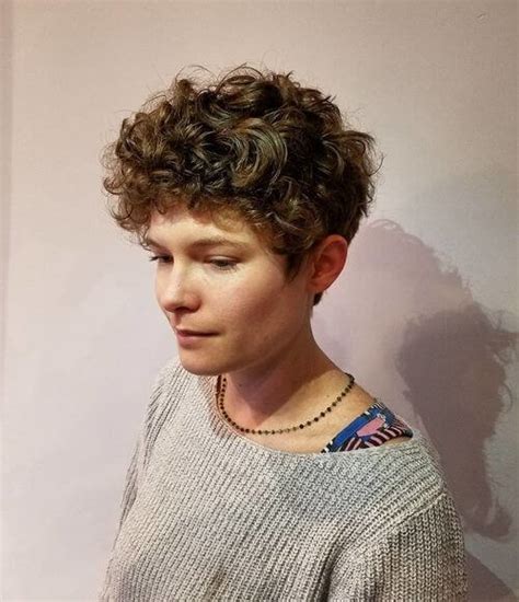 Curly Non Binary Curly Gender Neutral Haircuts Pin On Short Hair Don