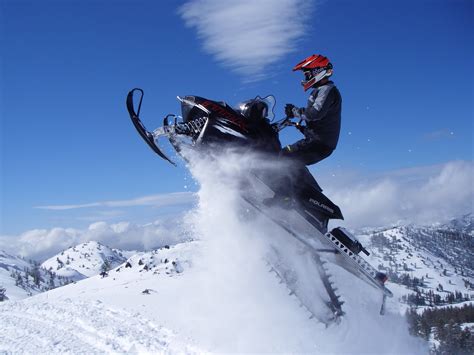 Mountain Adventure Snowmobile Rentals Renting Snowmobiles In Southern