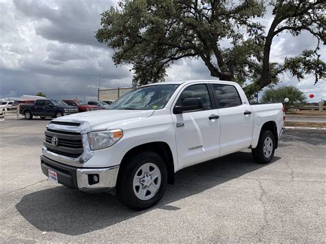 Pre Owned 2015 Toyota Tundra 4wd Truck Sr5 Crew Cab Pickup In San