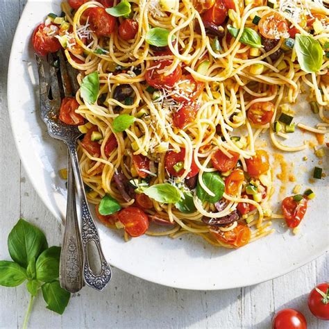 Cherry Tomato And Zucchini Spaghetti Recipe Spaghetti