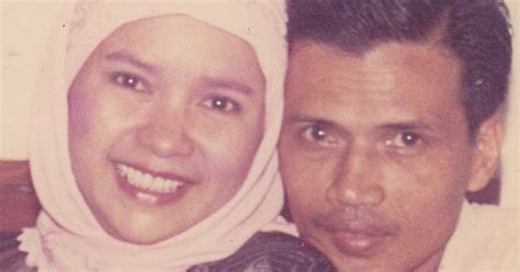 Tunku abdul rahman adalah seorang pejuang islam yang sangat berjaya.taraf beliau selaku tunggak atau teraju utama sudah mampu membuktikan betapa berat tugas dan tanggungjawabnya.dari sini,beliau telah banyak membawa manfaat pada perkembangan islam. Pondok Rahmat: Warkah Tunku Abdul Rahman Putra Kepada ...