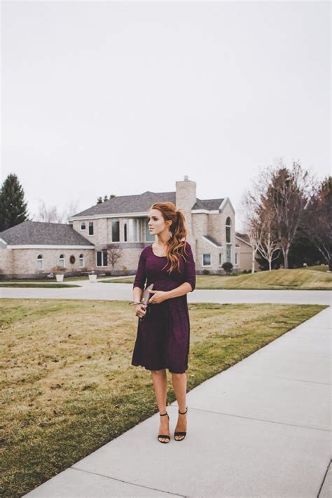 Was it because of irreconcilable differences? The Freckled Fox: Holiday Fashion - Jane For A Day ...