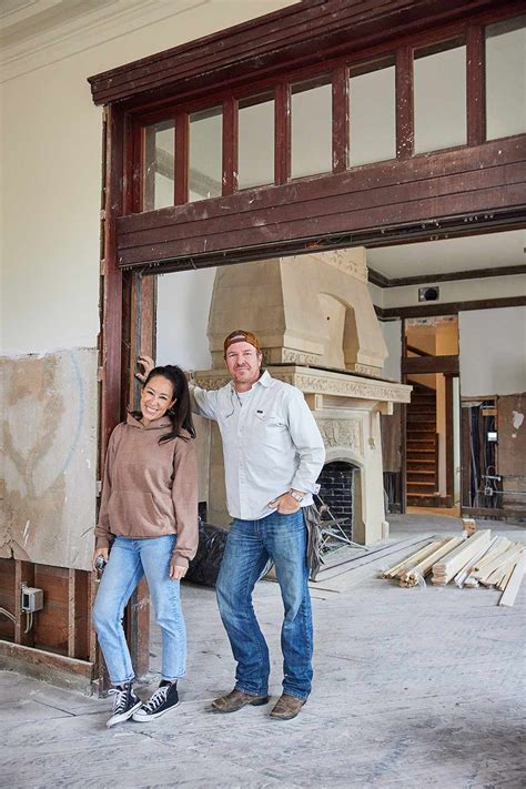 Chip And Joanna Gaines Debut Impressive Castle Renovation Project On Fixer Upper Spinoff Show