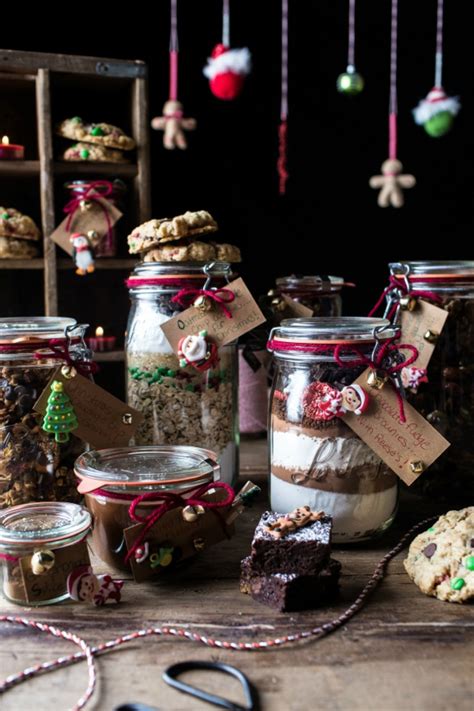 Save money on christmas shopping with our 14 edible gift recipes. Homemade Food Gifts for Christmas | The Bearfoot Baker