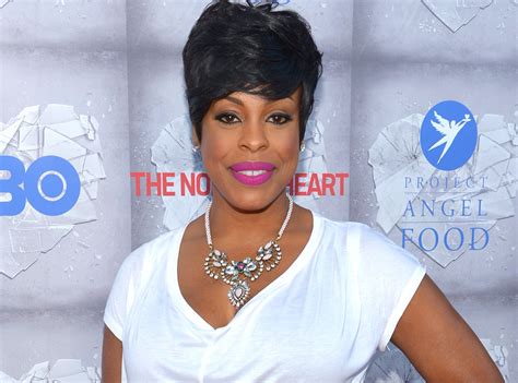 Niecy Nash Says Oral Sex Saves Marriages E Online