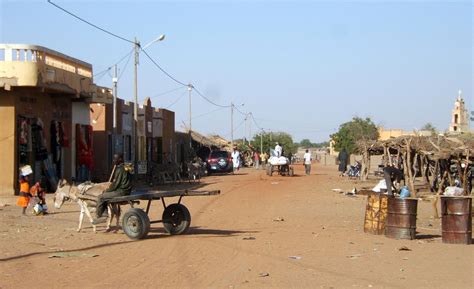 For other uses, see mali (disambiguation). Nara (Mali) — Wikipédia