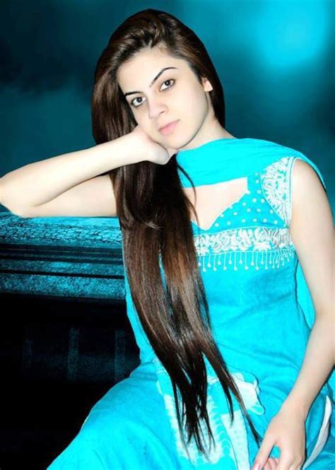 Islamabad Girls Pictures Stylish Pakistani Girls High Quality Image
