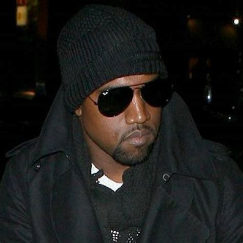 Get The Look Kanye West Wearing Ray Ban Rb3025 Aviator Sunglasses Designer Eyes