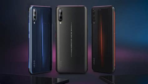 On the outside, the black shark 2 has a distinctly gamer aesthetic with a glowing logo on the back. Best 12GB RAM Phones to Buy in 2020: Samsung Galaxy S20 ...