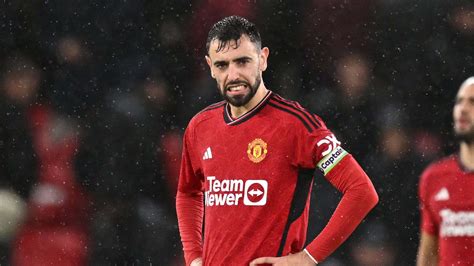 Explained Why Bruno Fernandes Is Out Of Man Utds Game Against