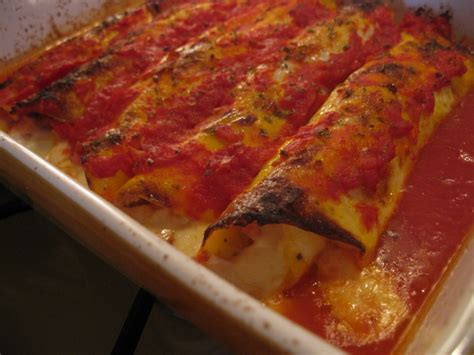 Elenco delle ricette gastronomiche con l'ingrediente base i calamari Ricetta Frittatine ripiene al forno light, calorie e ...