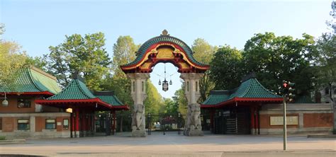 It is europe's largest combined zoological and botanical garden and is home to more than 9. Zoologischer Garten der älteste Tierpark Deutschlands ...
