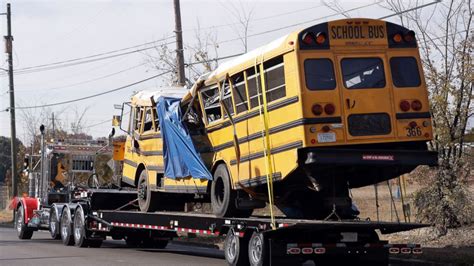 Driver In Deadly Tenn School Bus Crash Was On The Phone During Inc