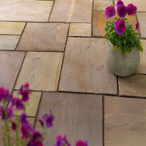 Rippon Buff Indian Sandstone Paving Slabs Riven Patio Pack 22mm