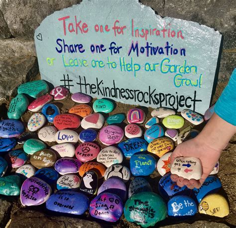 The Kindness Rocks Project Kindness Matters Pinterest Rock