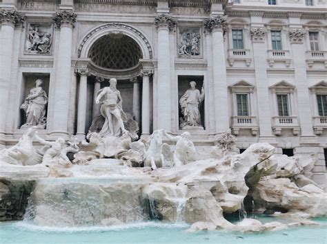 Toss A Coin In The Trevi Fountain Florenceforfun Tours And Travel