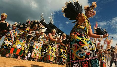 Rumah adat kalimantan timur ini terbagi menjadi beberapa ruangan. koreapop: budaya dan makanan khas kalimantan timur