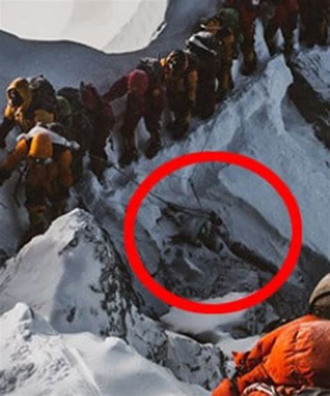 Mount Everest Dead Bodies 24 000 Pounds Of Trash 4 Bodies Removed