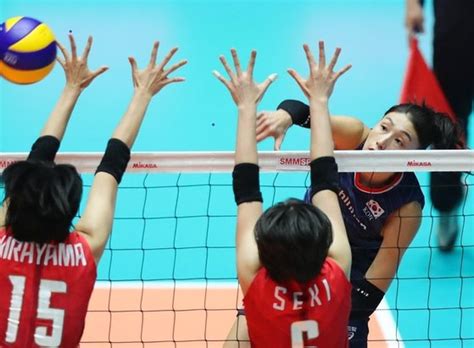 전국생활체육배구 충북vs울산 결승 1세트 2018 여자배구 네이션스리그 한국 vs 러시아 하이라이트. 한국 여자배구, 김연경 집중 공략한 일본에 완패